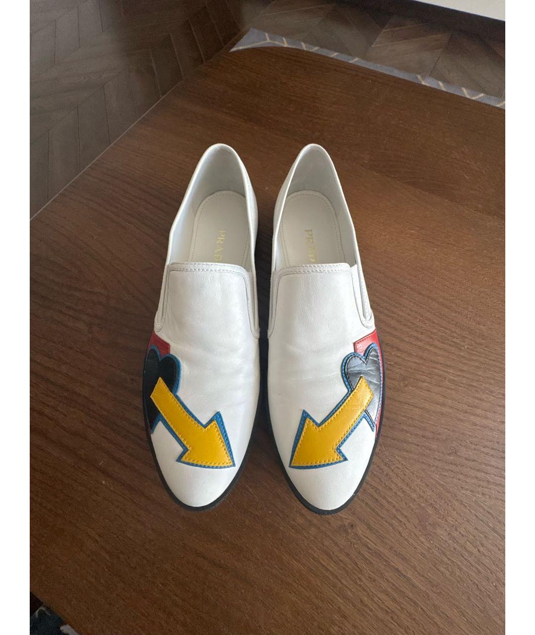 PRADA Белые кожаные мокасины, фото 2