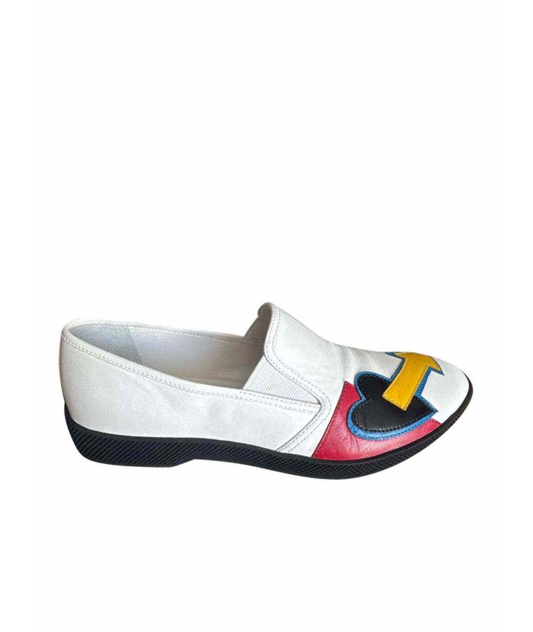 PRADA Белые кожаные мокасины, фото 1