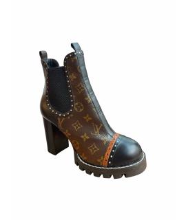 LOUIS VUITTON Ботильоны