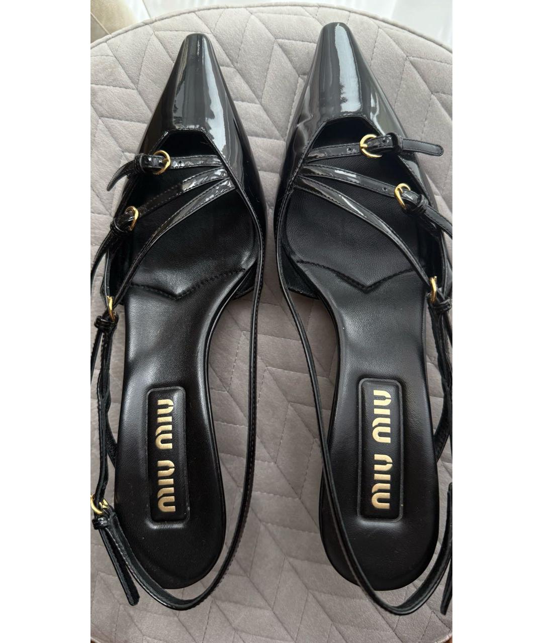 MIU MIU Черные туфли из лакированной кожи, фото 3
