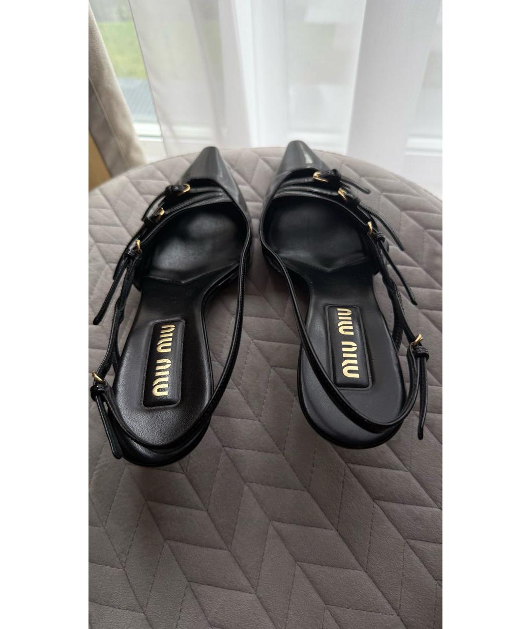 MIU MIU Черные туфли из лакированной кожи, фото 4