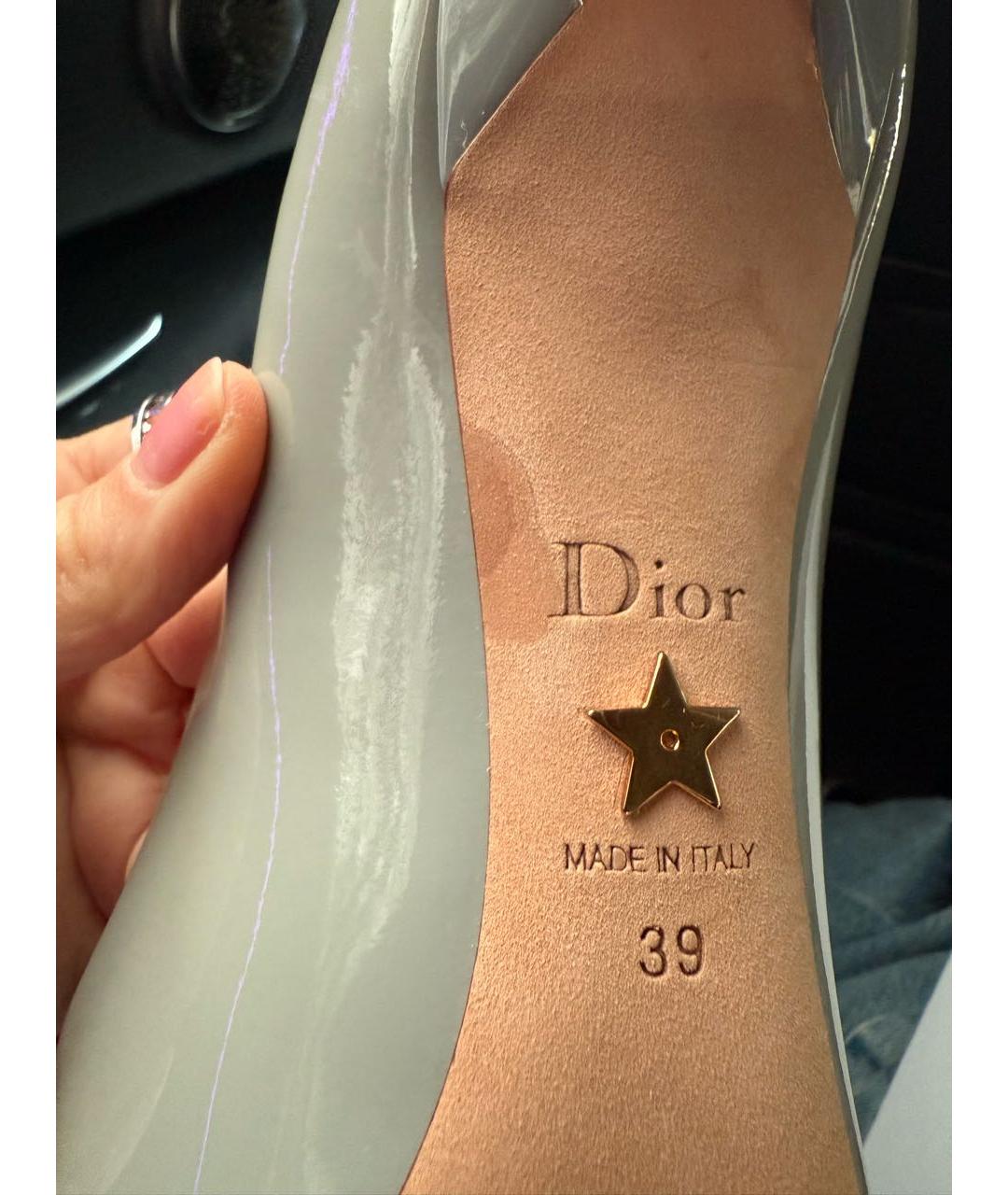 CHRISTIAN DIOR Серые туфли из лакированной кожи, фото 6