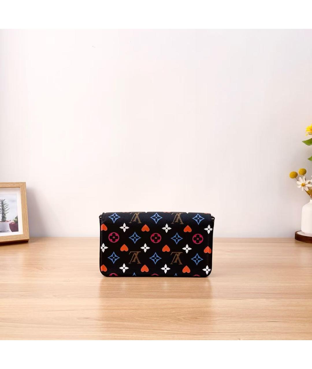 LOUIS VUITTON Черная сумка через плечо, фото 3