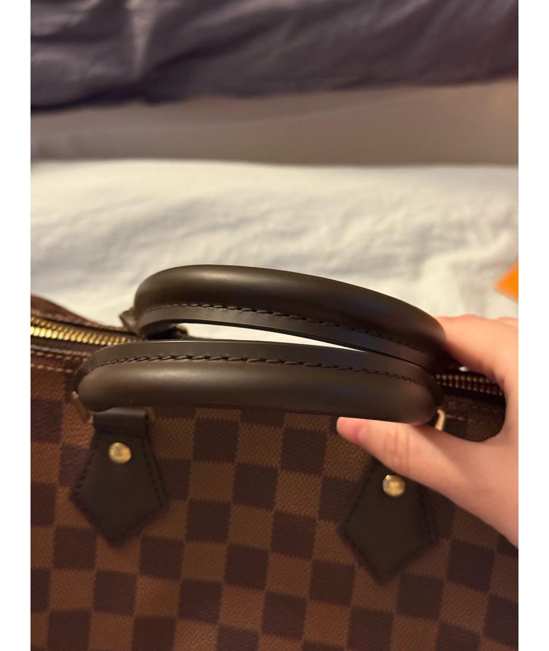 LOUIS VUITTON Коричневая кожаная сумка через плечо, фото 3