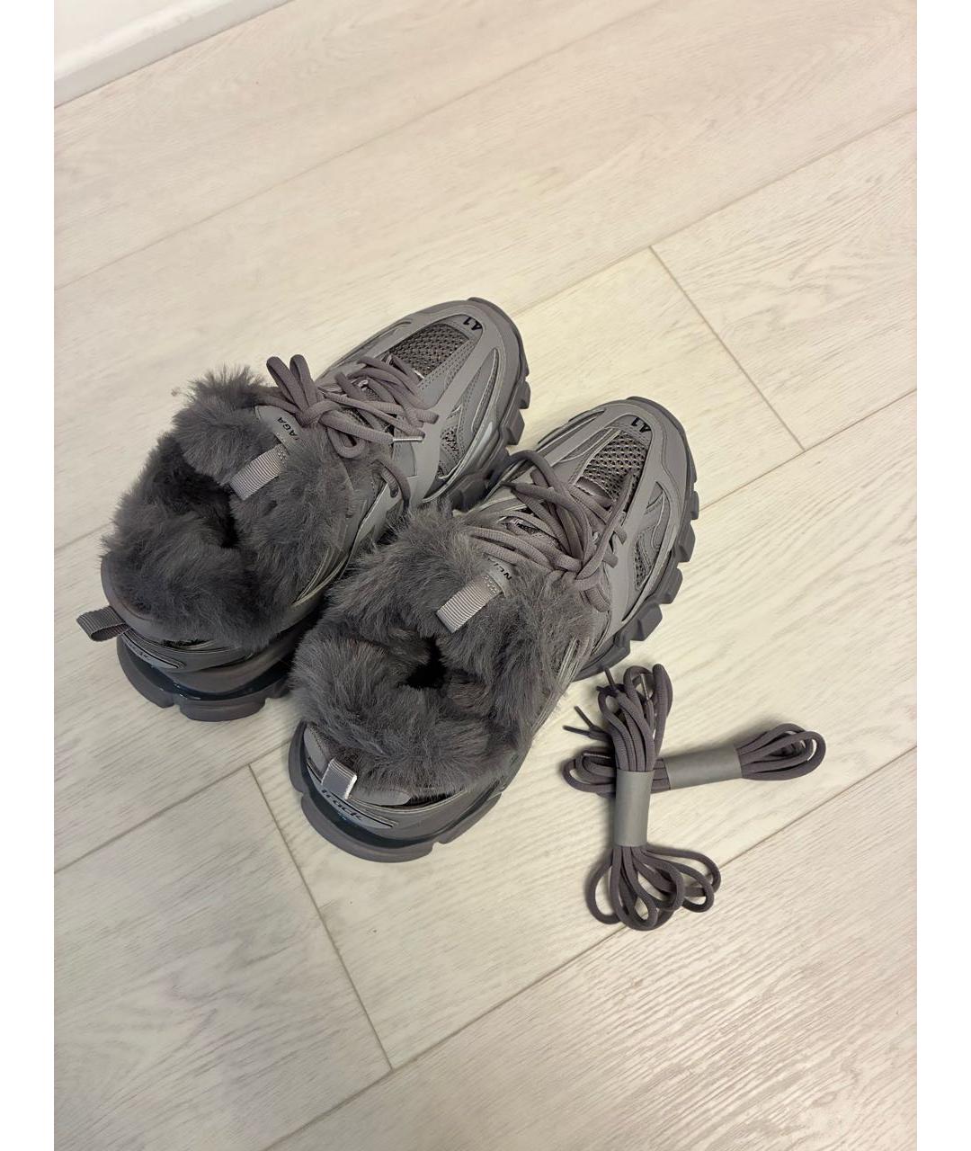 BALENCIAGA Серые кожаные кроссовки, фото 2