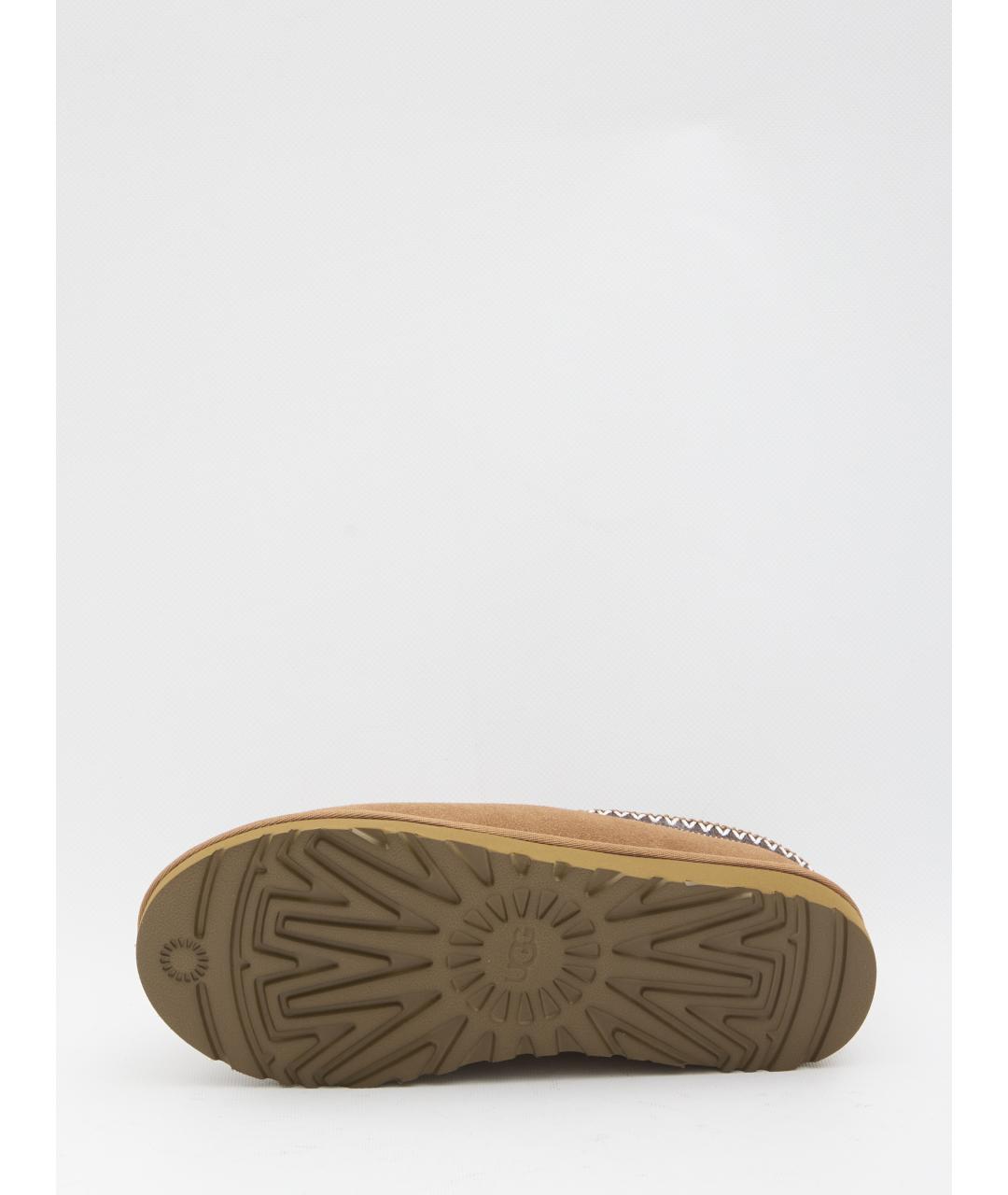 UGG AUSTRALIA Бежевые замшевые низкие ботинки, фото 4