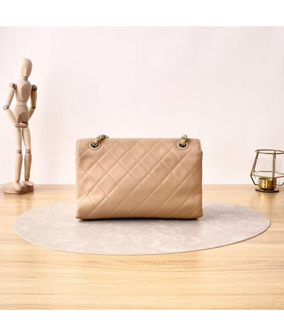 CHANEL Бежевая кожаная сумка через плечо, фото 4