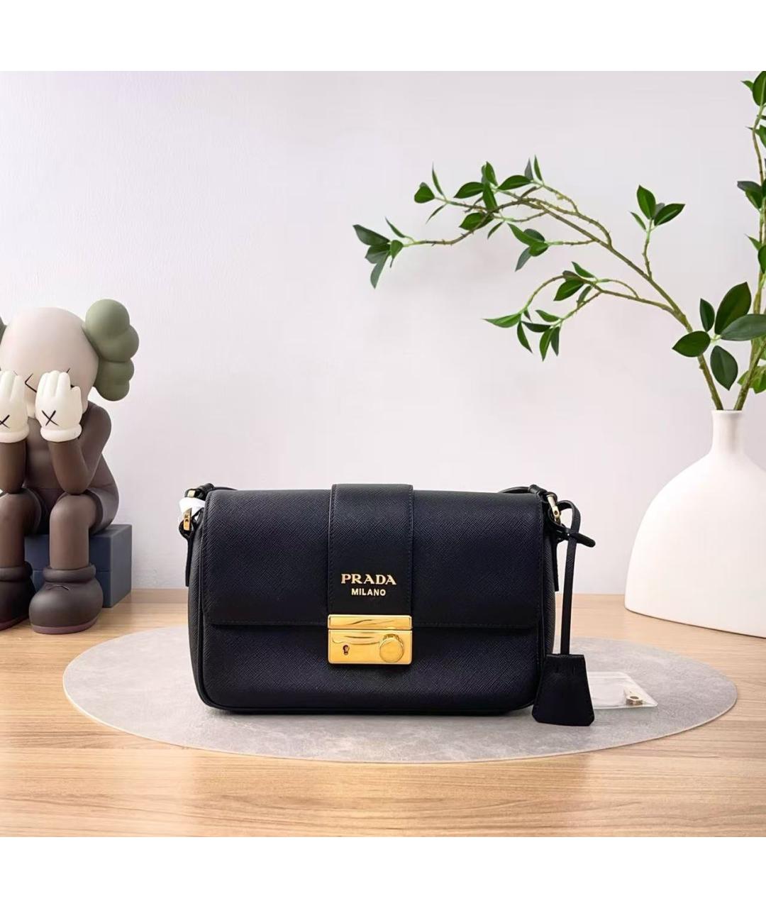 PRADA Черная сумка через плечо из искусственной кожи, фото 2