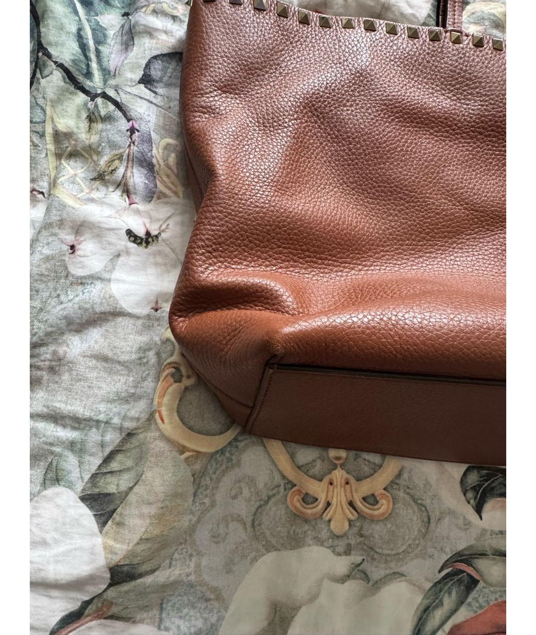 VALENTINO Коричневая кожаная сумка тоут, фото 2