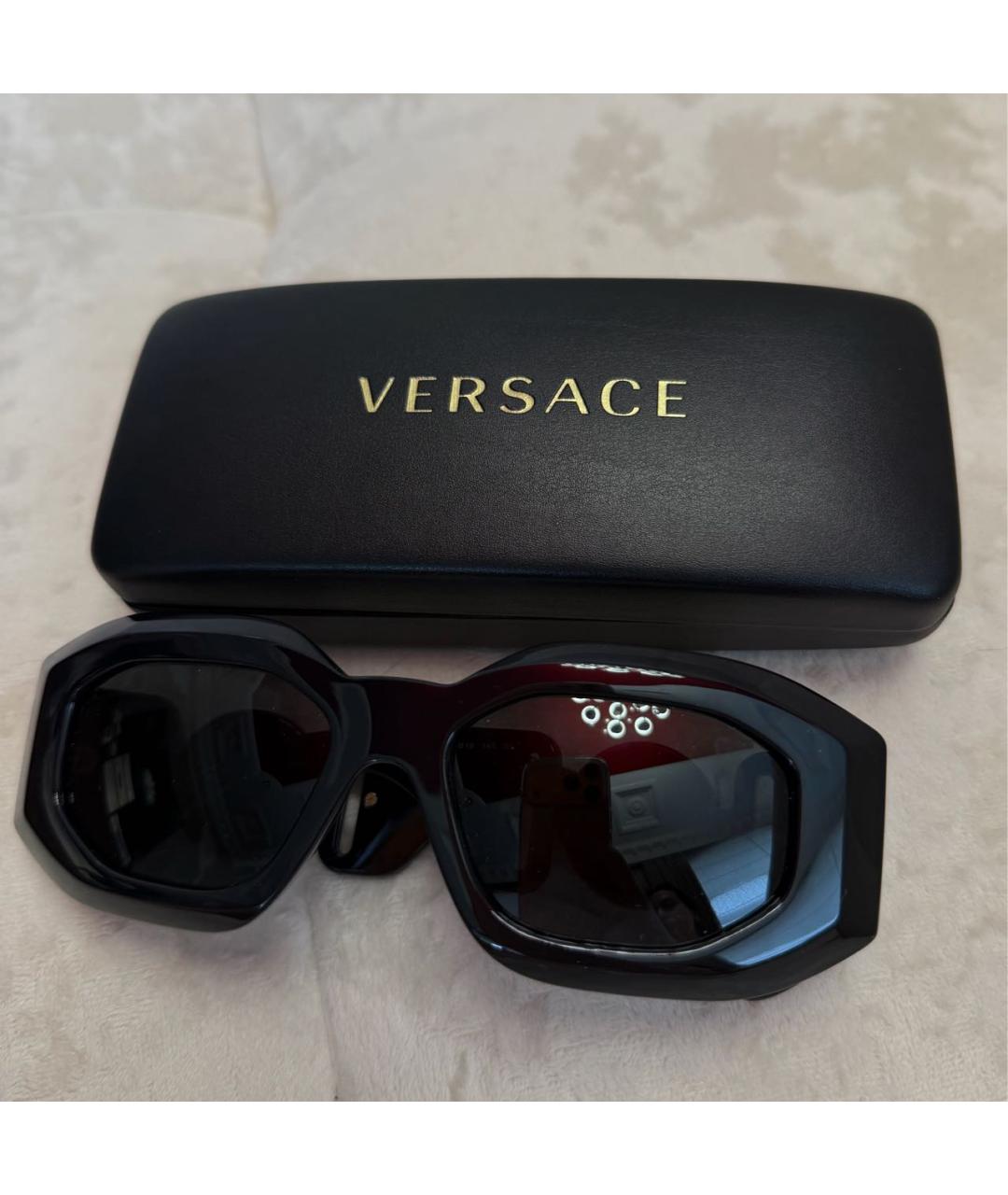 VERSACE Черные пластиковые солнцезащитные очки, фото 5