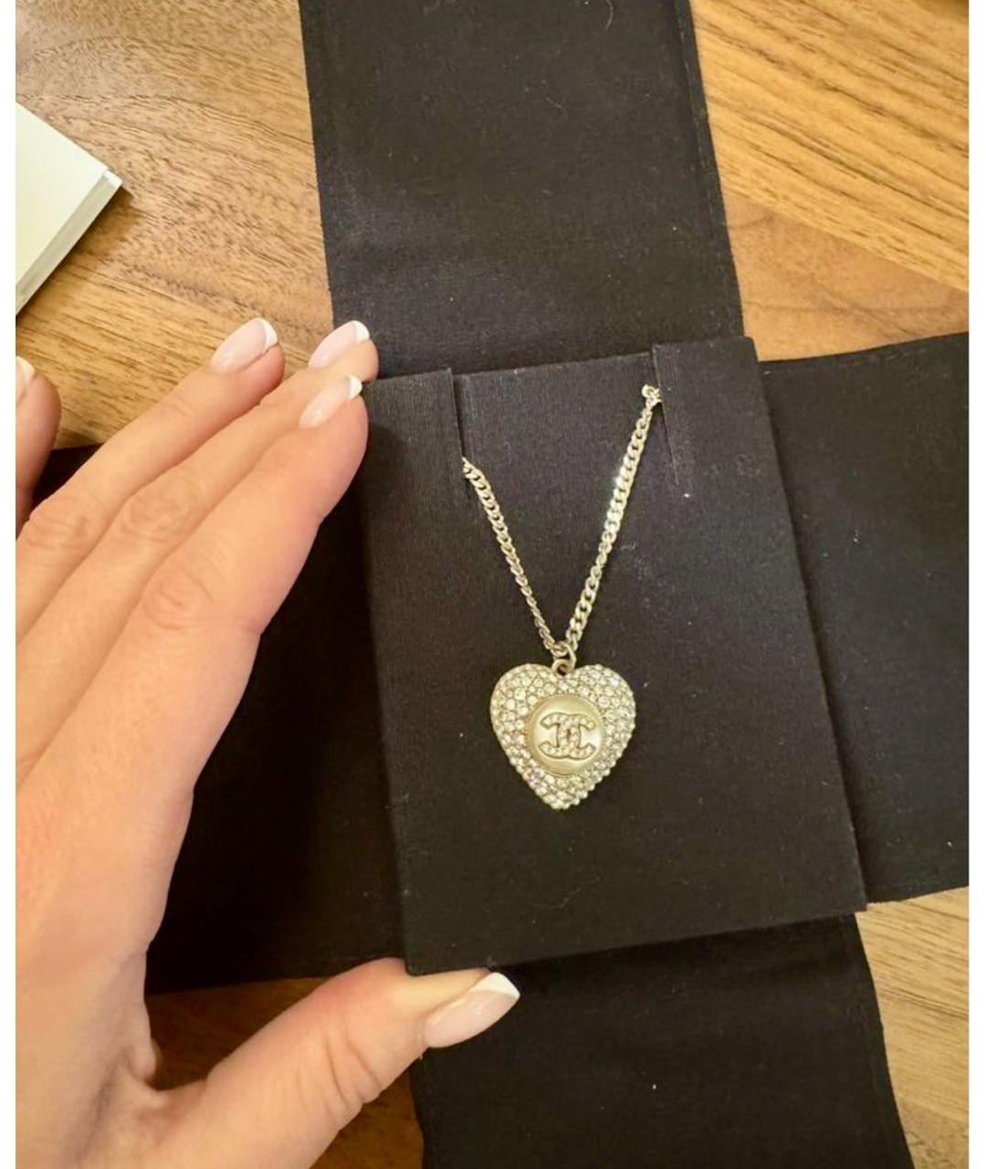 CHANEL Золотая металлическая подвеска, фото 2