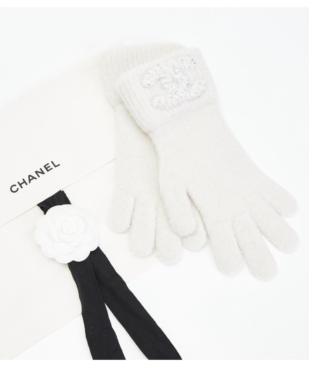 CHANEL Белые кашемировые перчатки, фото 2