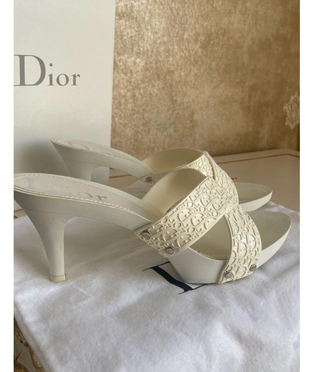 CHRISTIAN DIOR Белые резиновые босоножки, фото 9
