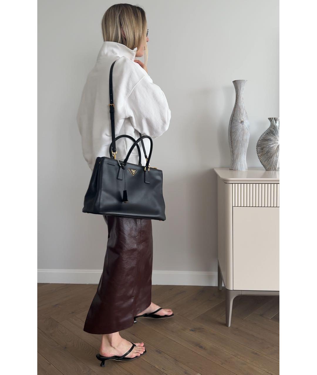 PRADA Черная кожаная сумка тоут, фото 8