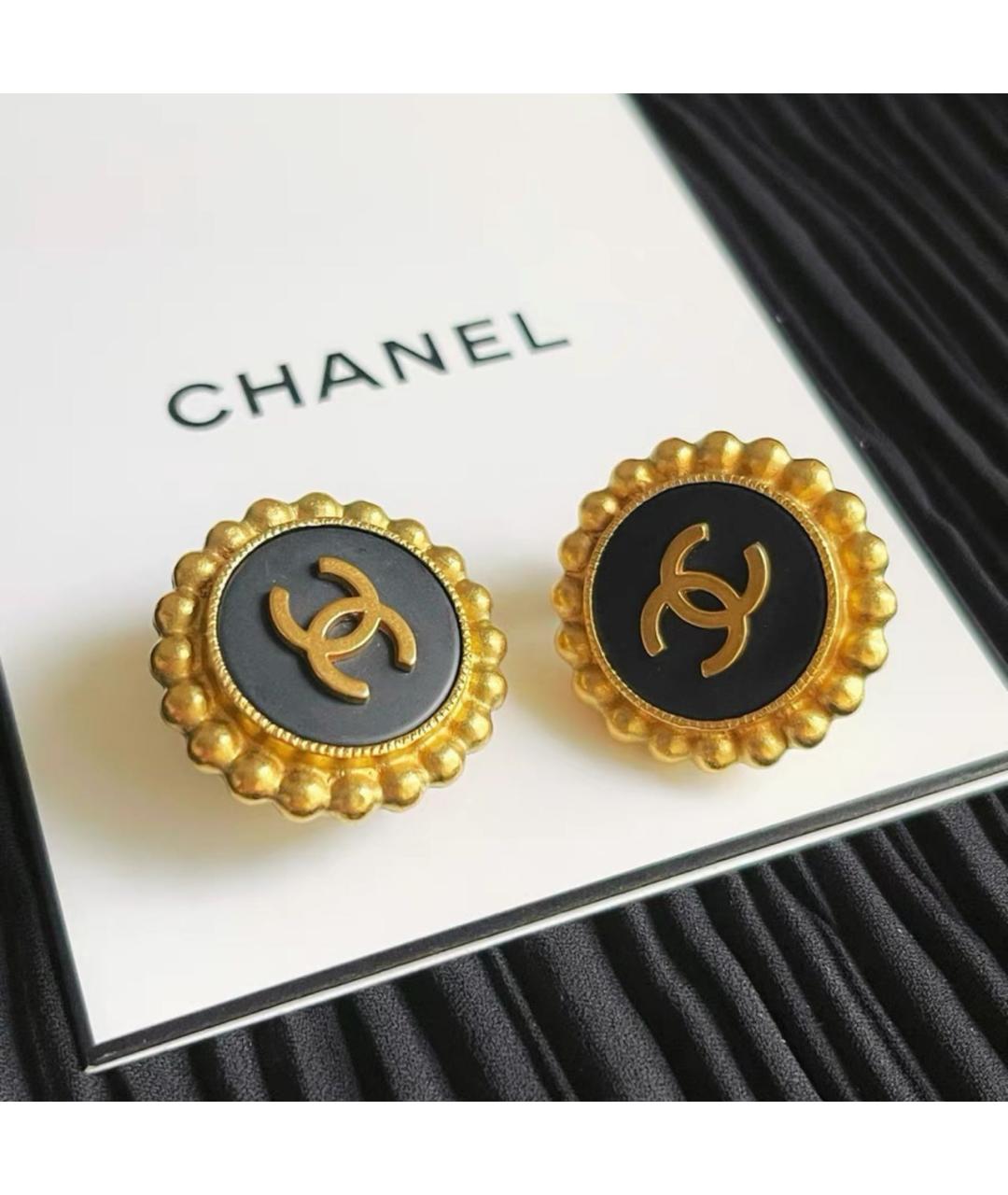 CHANEL Золотые клипсы, фото 5