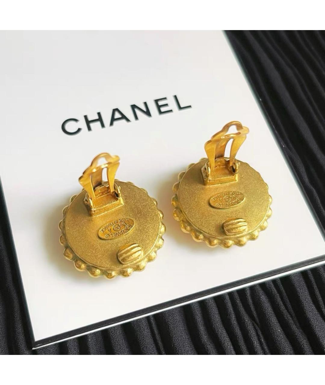 CHANEL Золотые клипсы, фото 2