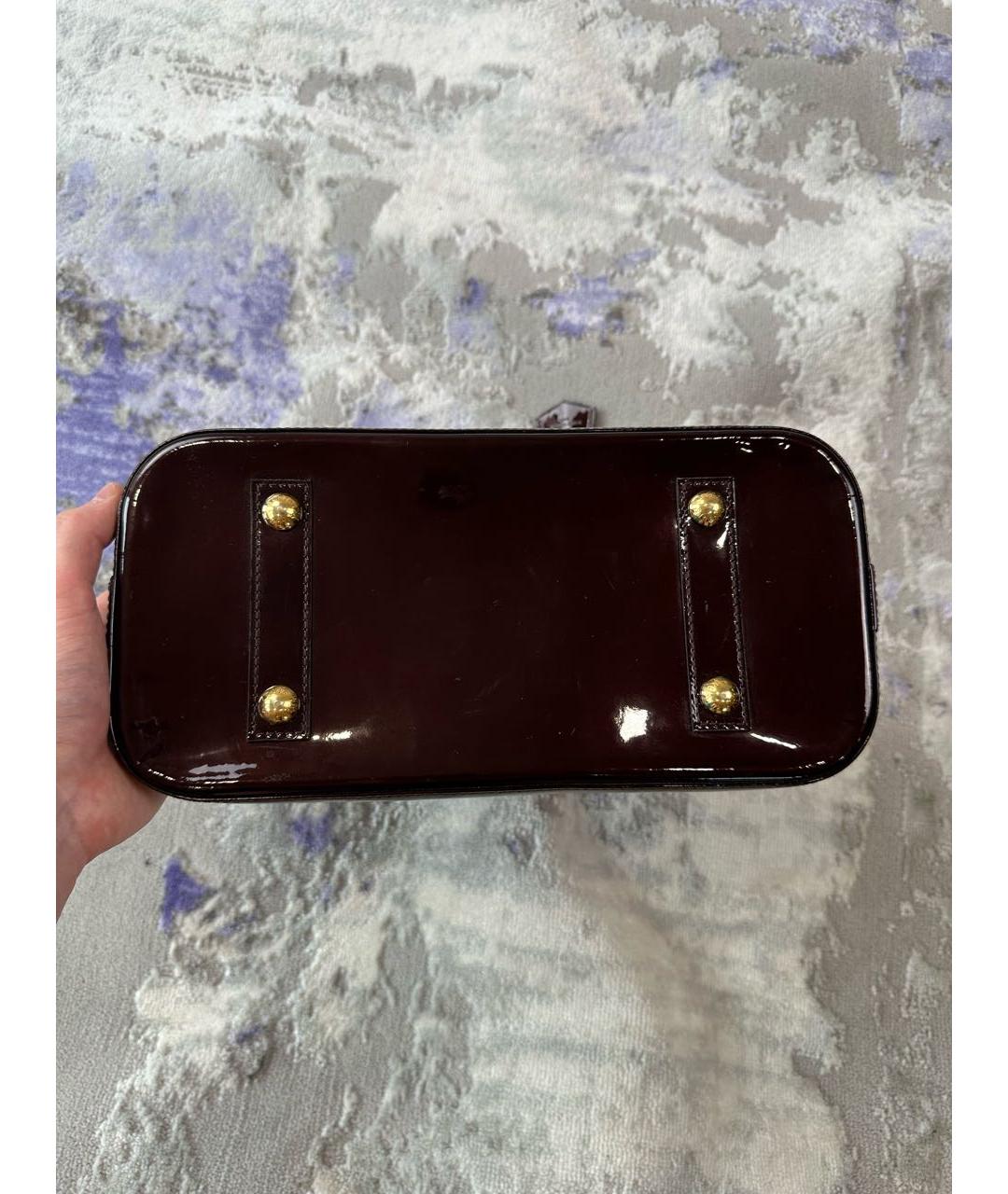 LOUIS VUITTON Бордовая сумка с короткими ручками из лакированной кожи, фото 5