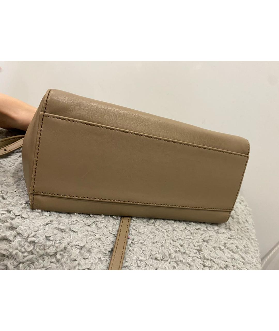 FENDI Бежевая кожаная сумка через плечо, фото 4
