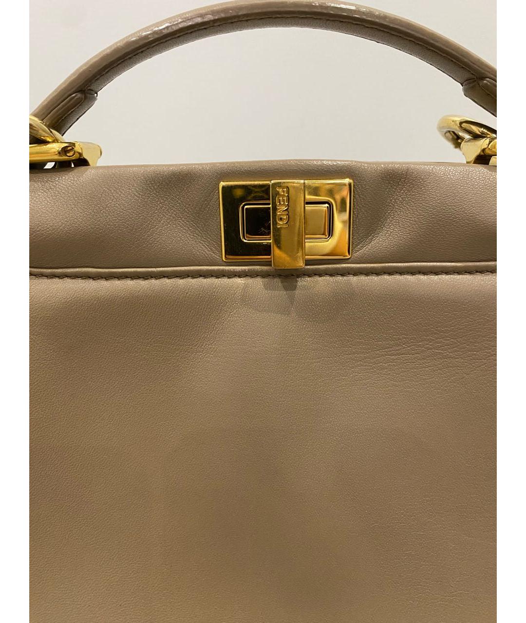 FENDI Бежевая кожаная сумка через плечо, фото 3