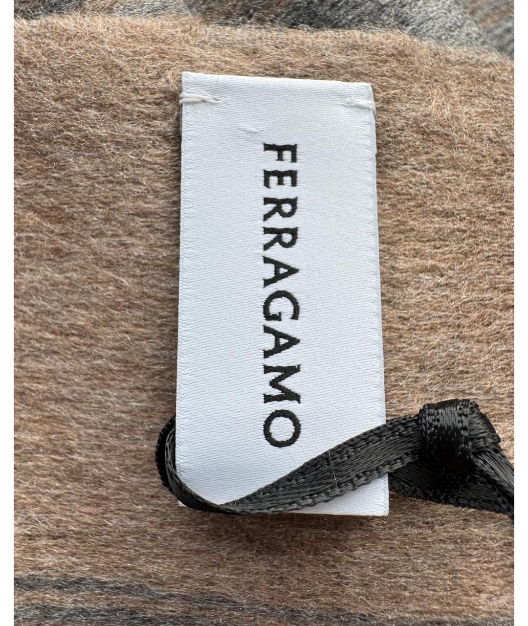 FERRAGAMO Серый шелковый шарф, фото 5