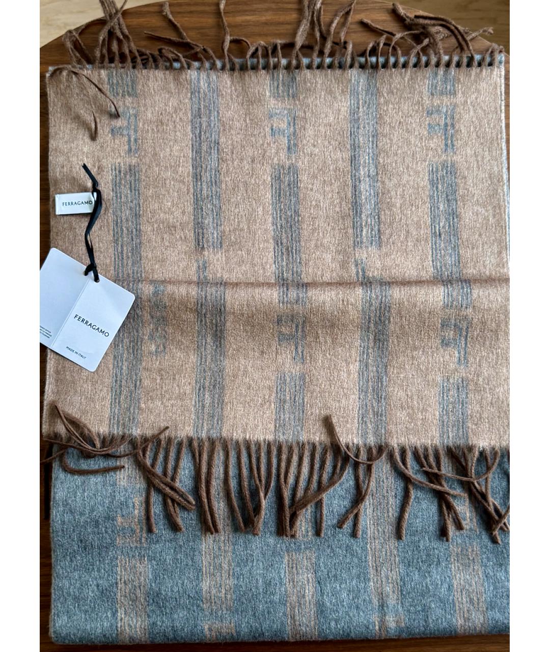 FERRAGAMO Серый шелковый шарф, фото 3