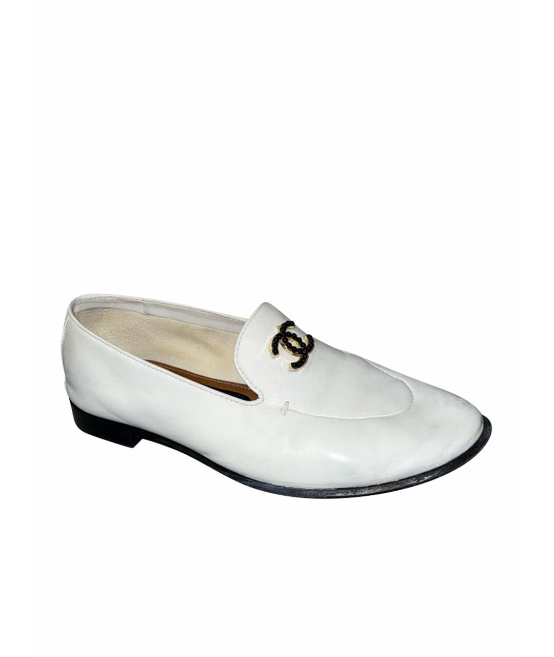 CHANEL Белые кожаные лоферы, фото 4