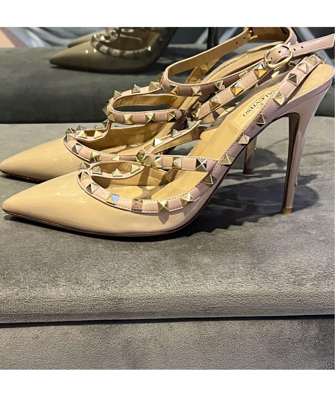 VALENTINO Бежевые туфли из лакированной кожи, фото 5