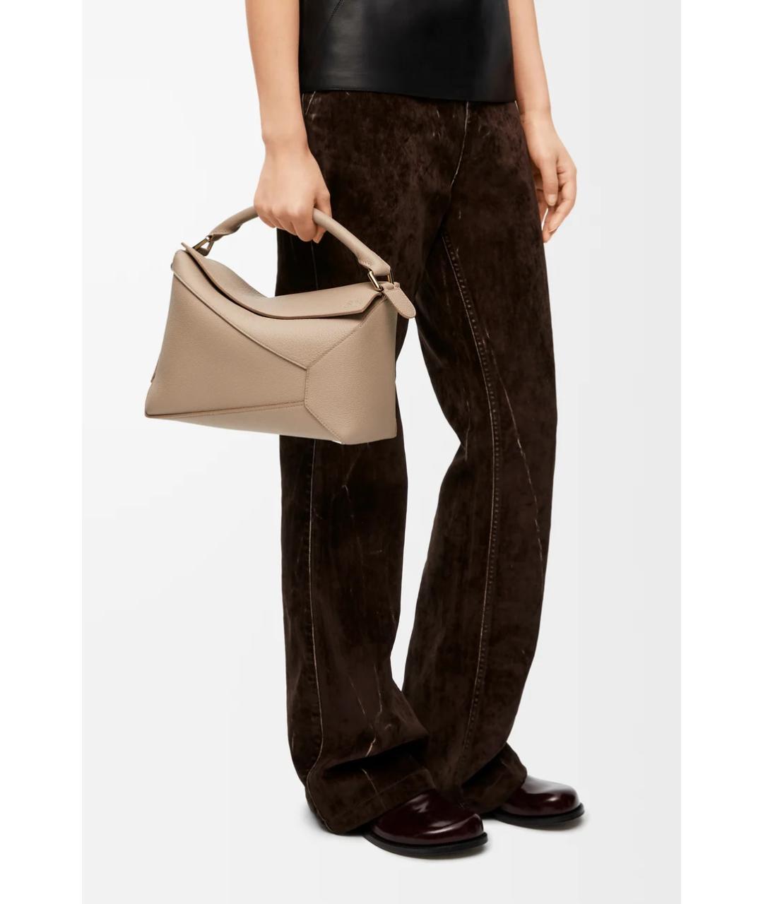 LOEWE Бежевая кожаная сумка с короткими ручками, фото 2