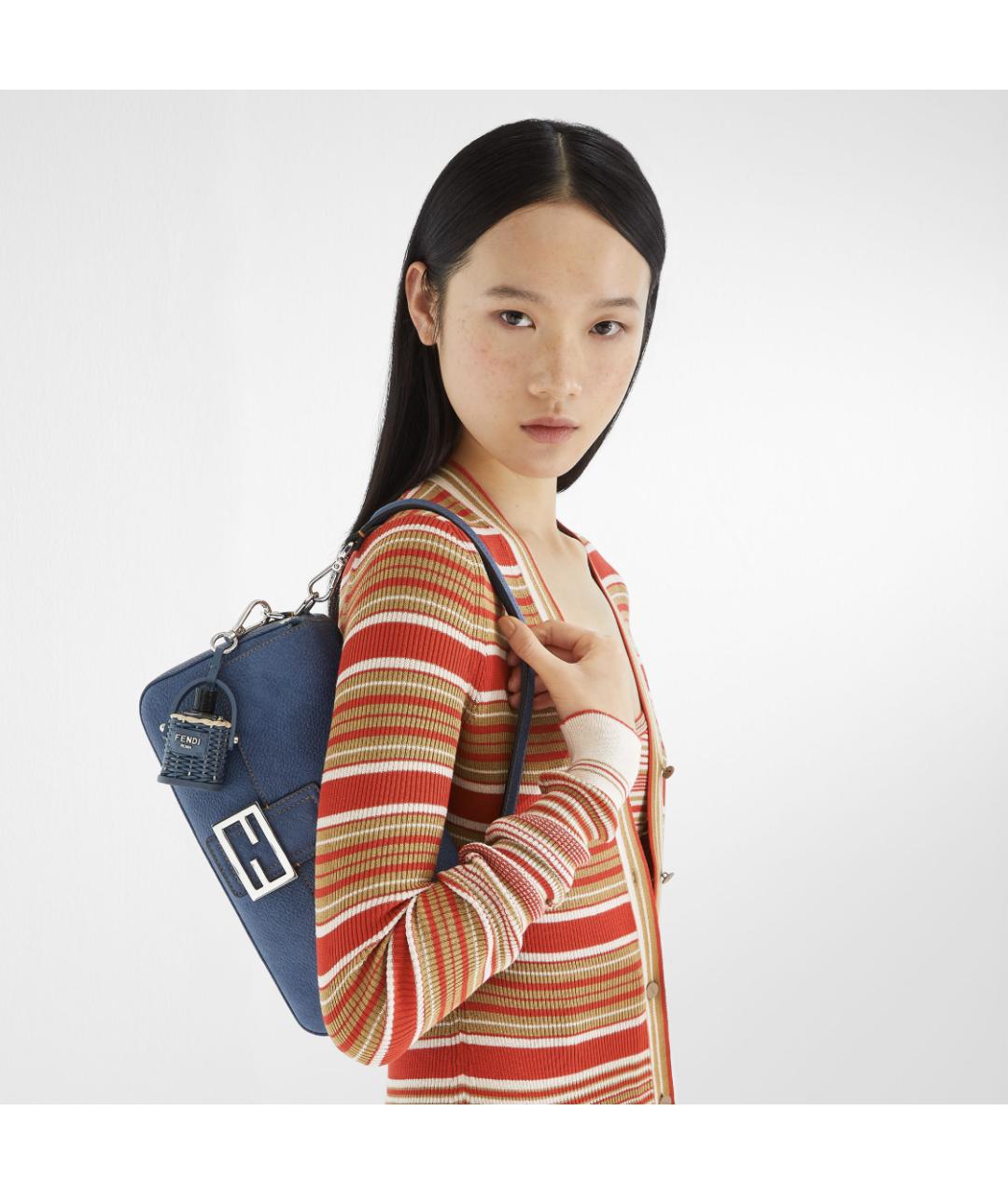 FENDI Синяя кожаная сумка с короткими ручками, фото 2