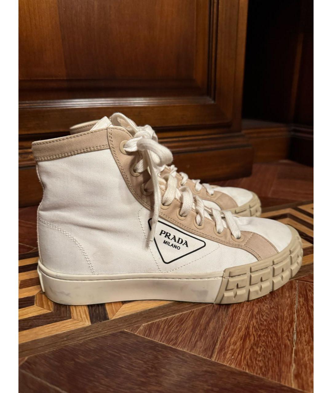 PRADA Белые текстильные кеды, фото 7