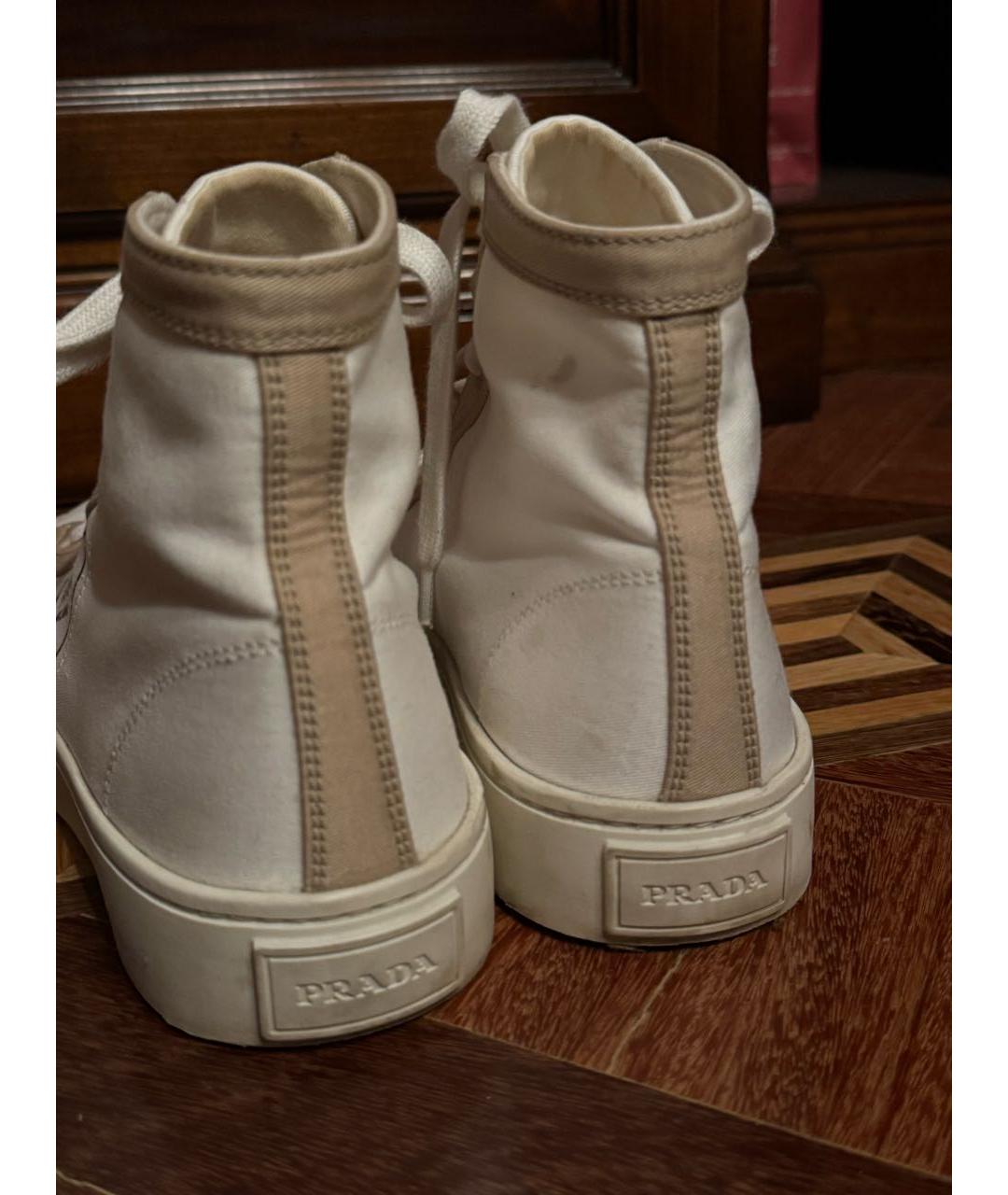 PRADA Белые текстильные кеды, фото 4