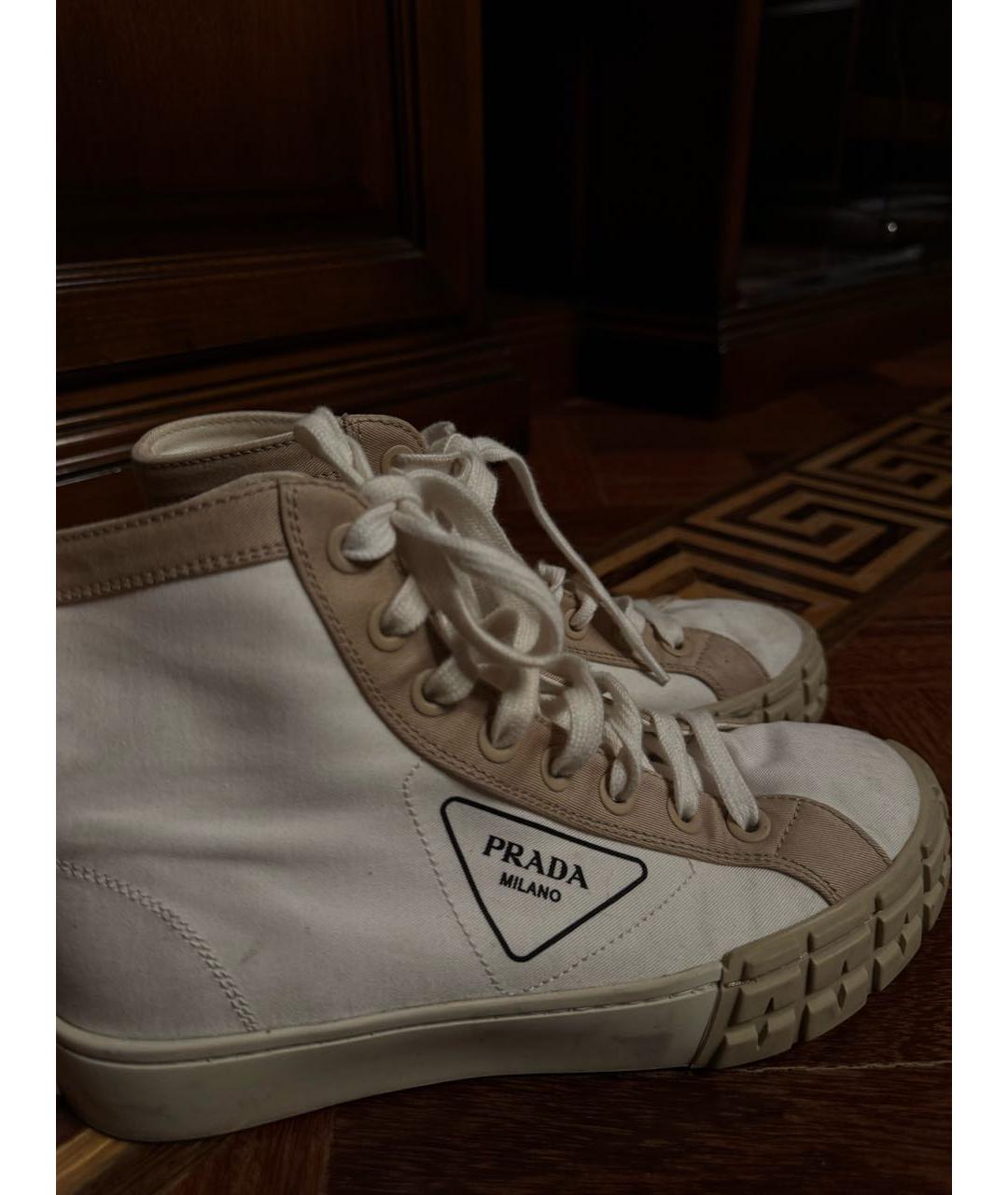 PRADA Белые текстильные кеды, фото 6