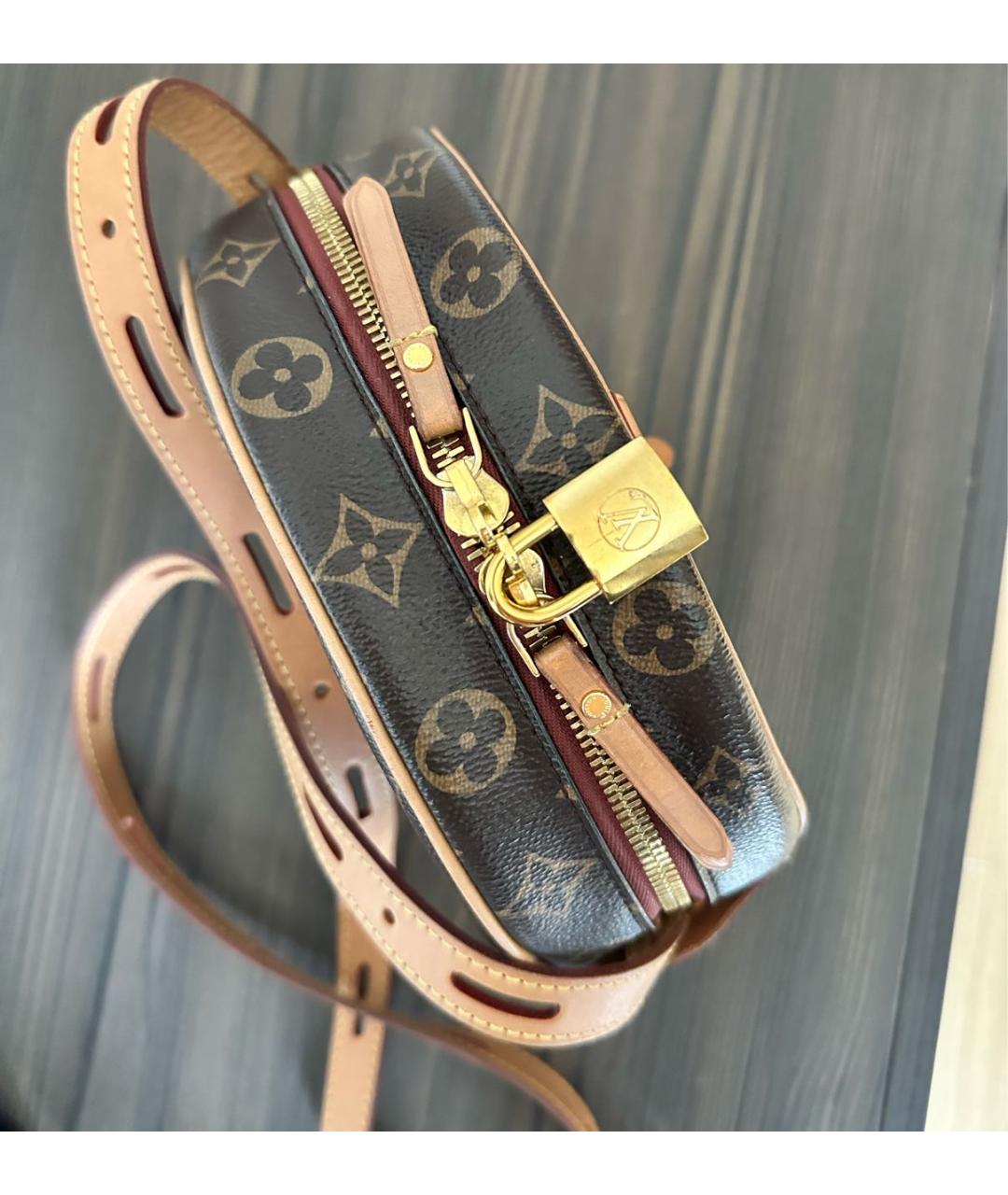 LOUIS VUITTON Коричневая кожаная сумка через плечо, фото 4