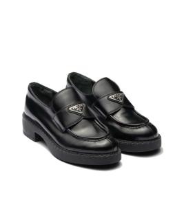 PRADA Лоферы