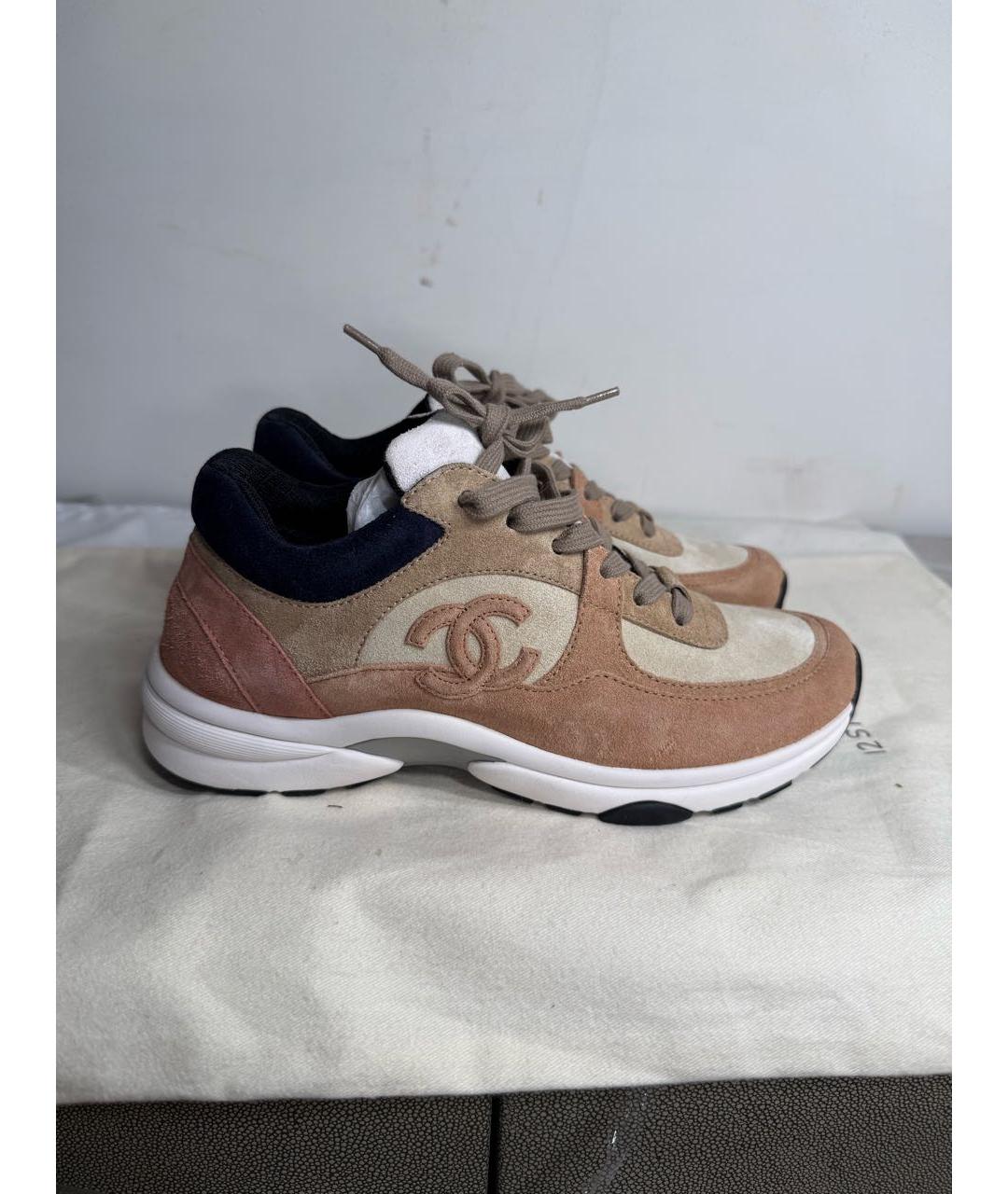 CHANEL Бежевые замшевые кроссовки, фото 6