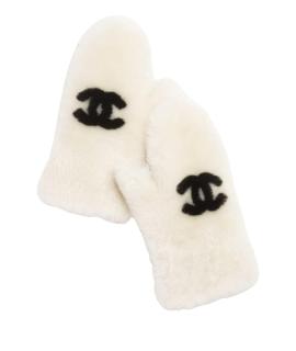 CHANEL Варежки