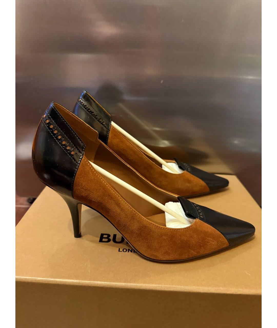 BURBERRY Коричневые замшевые туфли, фото 2