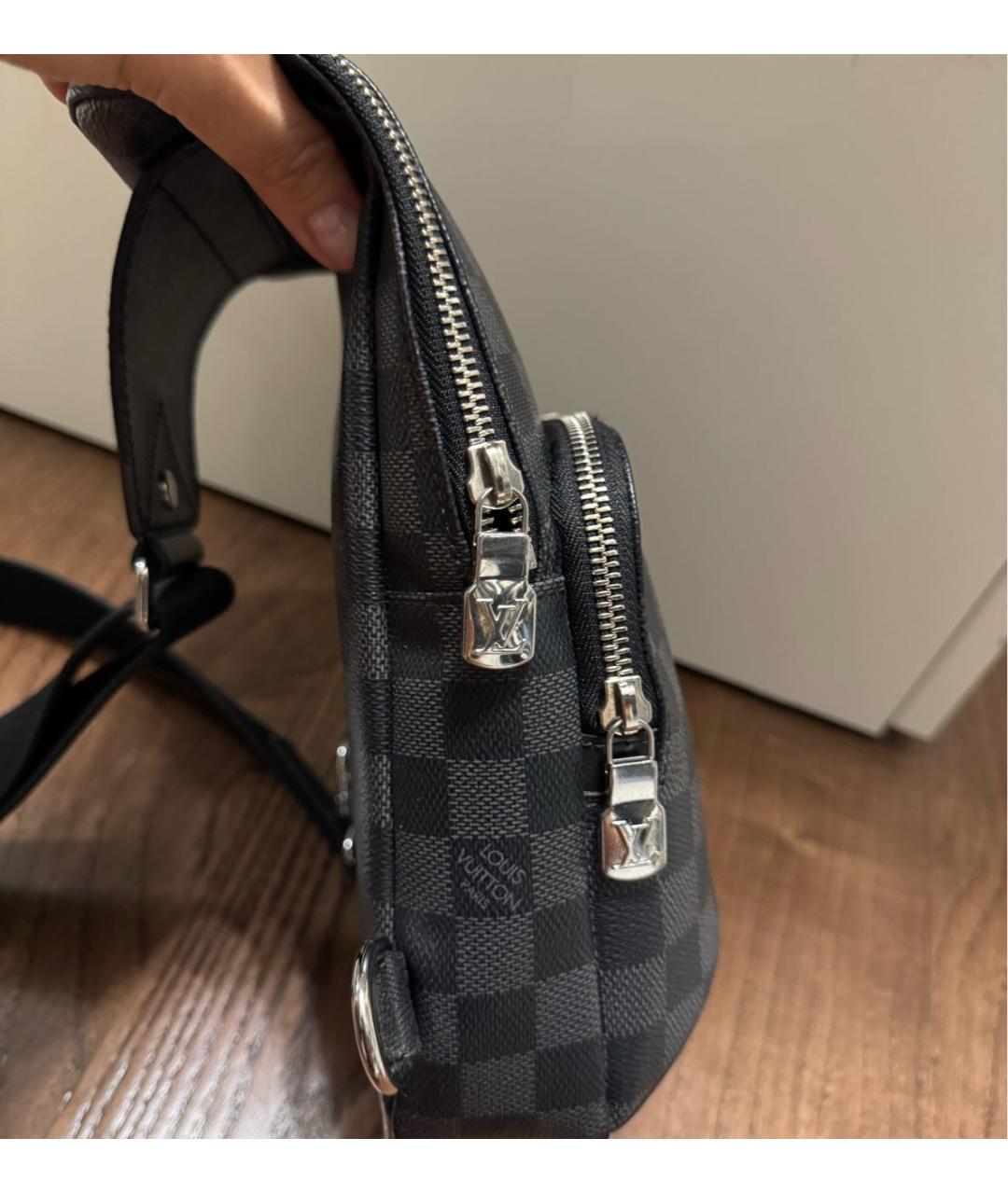 LOUIS VUITTON Антрацитовая сумка тоут, фото 5