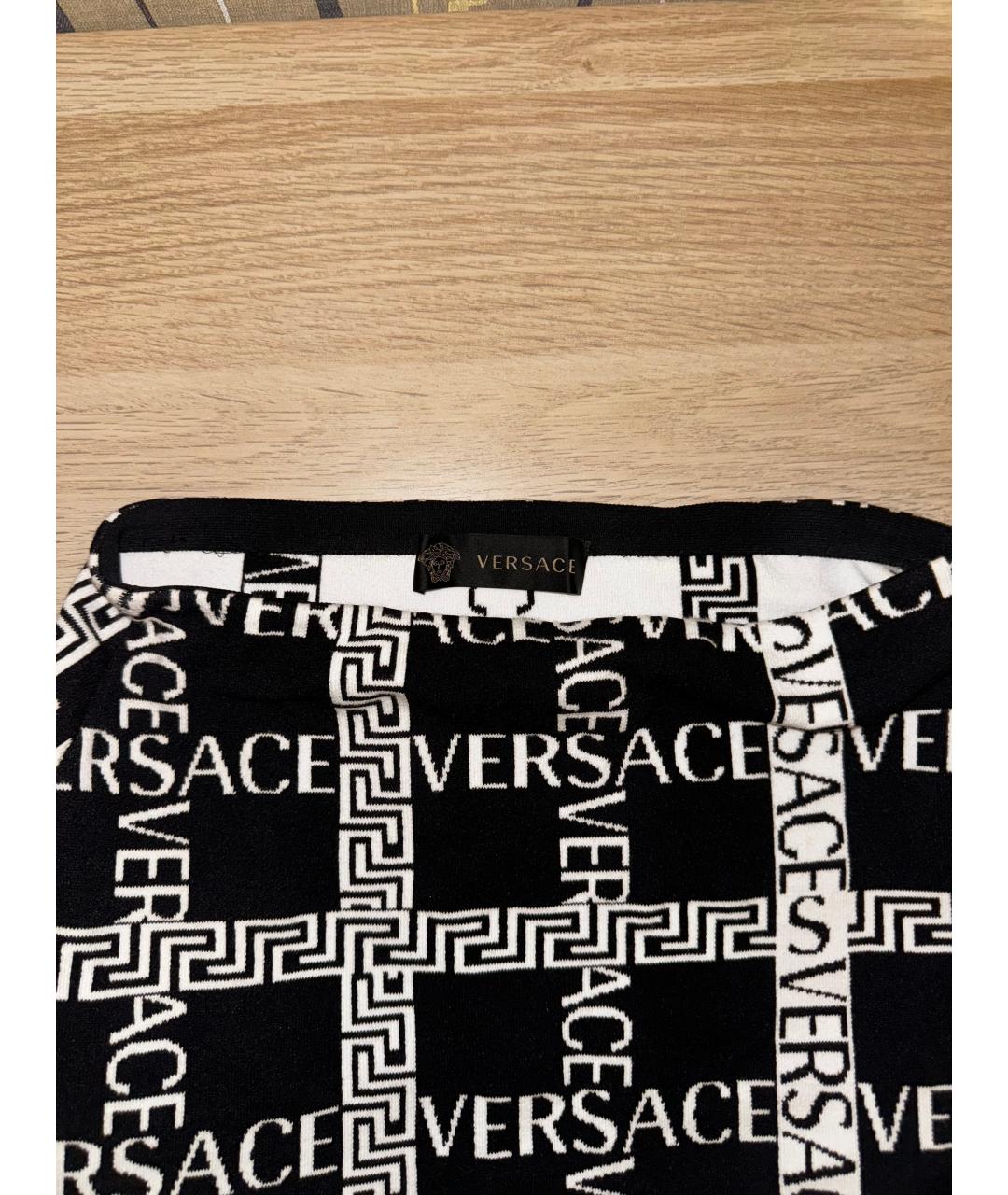 VERSACE Черный хлопко-эластановый костюм с юбками, фото 4