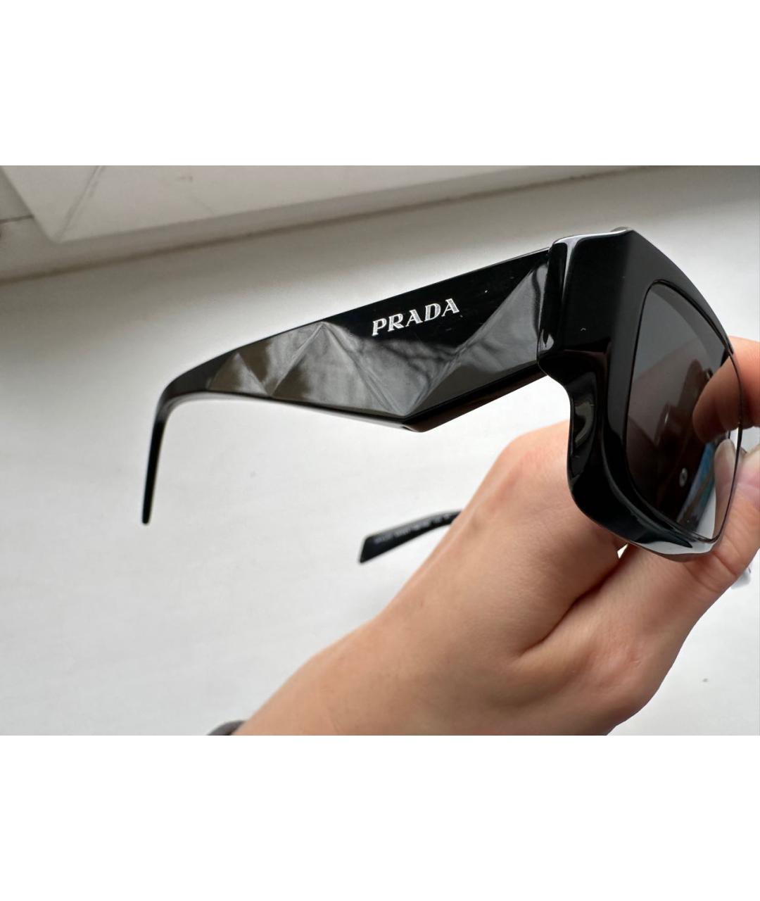 PRADA Черные пластиковые солнцезащитные очки, фото 3