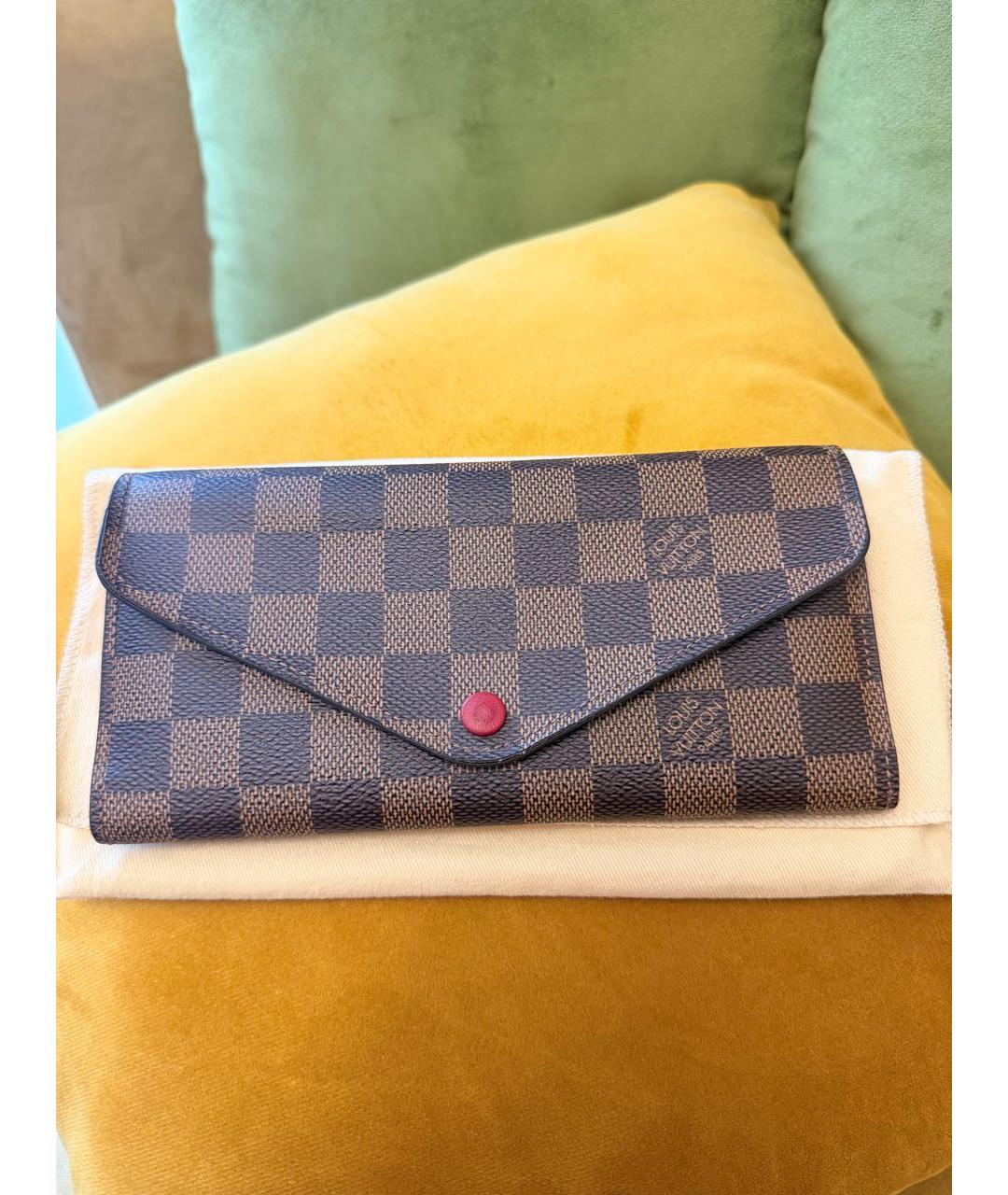 LOUIS VUITTON Коричневый кожаный кошелек, фото 9