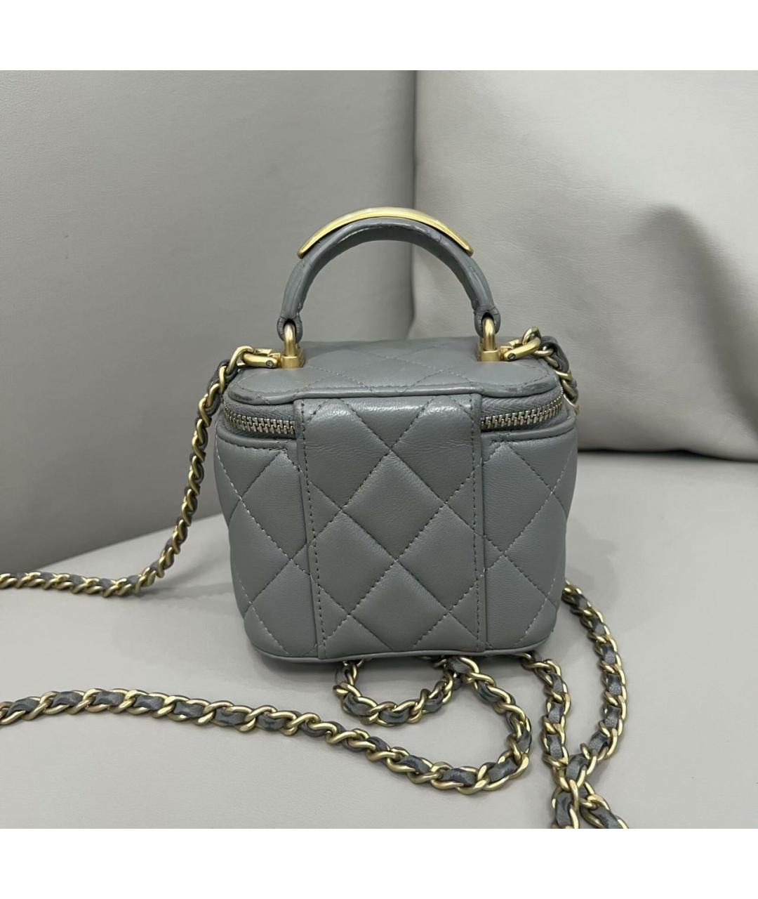 CHANEL Серая кожаная сумка с короткими ручками, фото 3