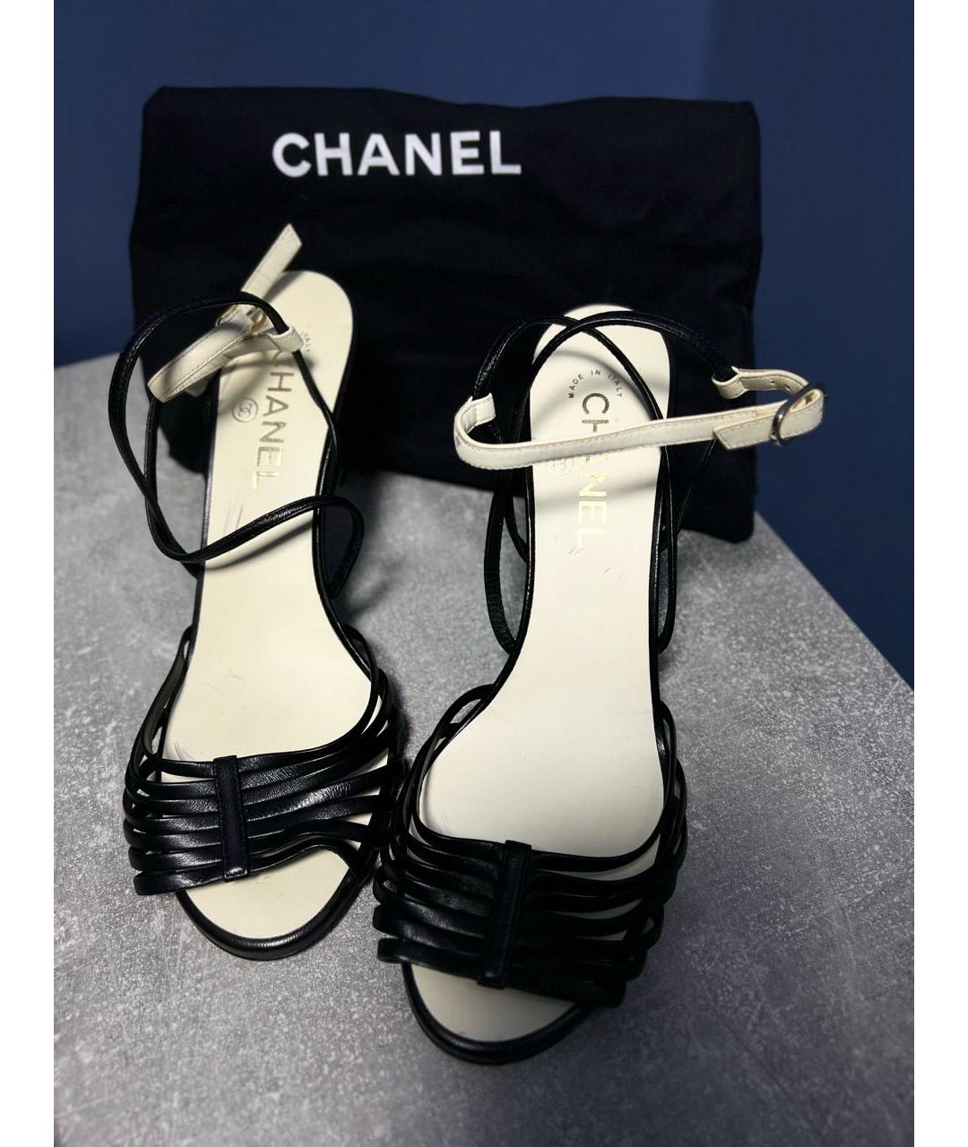 CHANEL Черные кожаные босоножки, фото 3