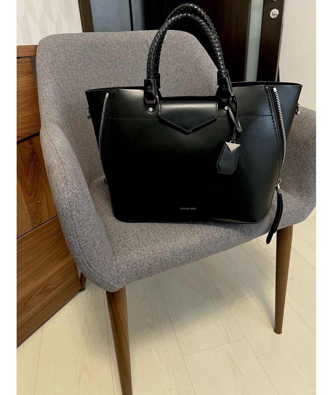 MICHAEL MICHAEL KORS Черная кожаная сумка тоут, фото 9