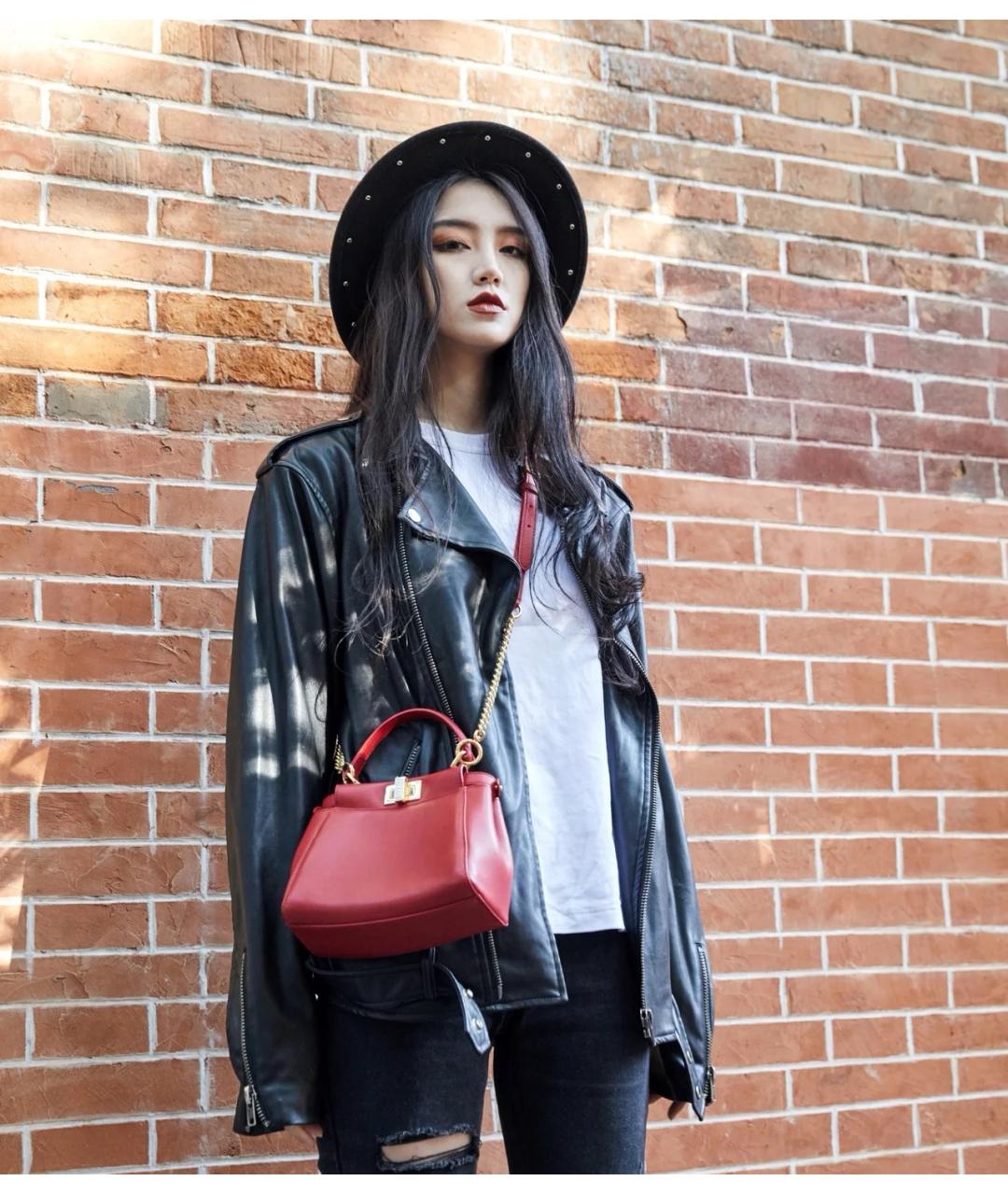 FENDI Красная кожаная сумка с короткими ручками, фото 8