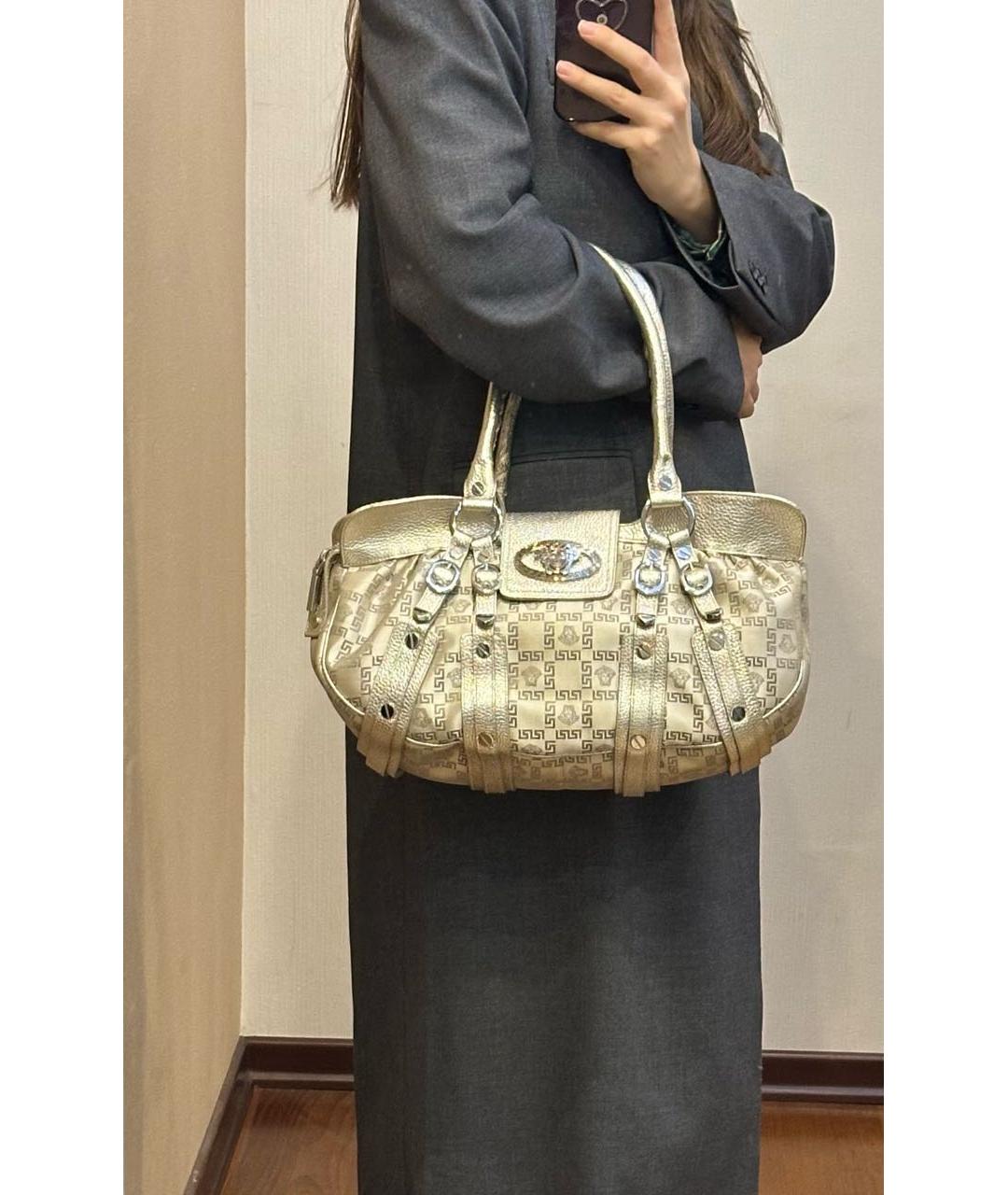 VERSACE Серебряная тканевая сумка с короткими ручками, фото 3