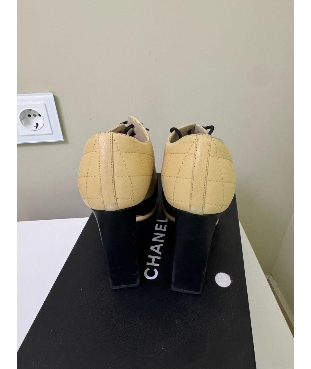 CHANEL Бежевые кожаные ботильоны, фото 3