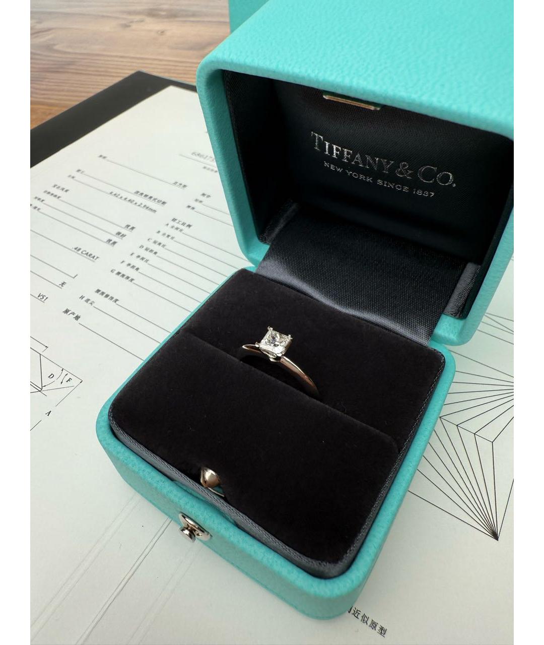 TIFFANY&CO Белое платиновое кольцо, фото 6