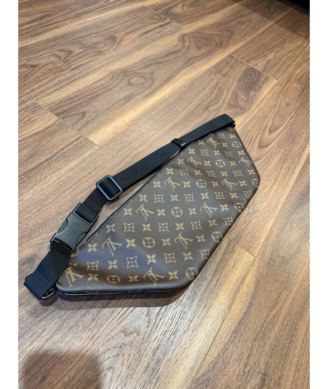 LOUIS VUITTON Коричневая кожаная сумка на плечо, фото 4