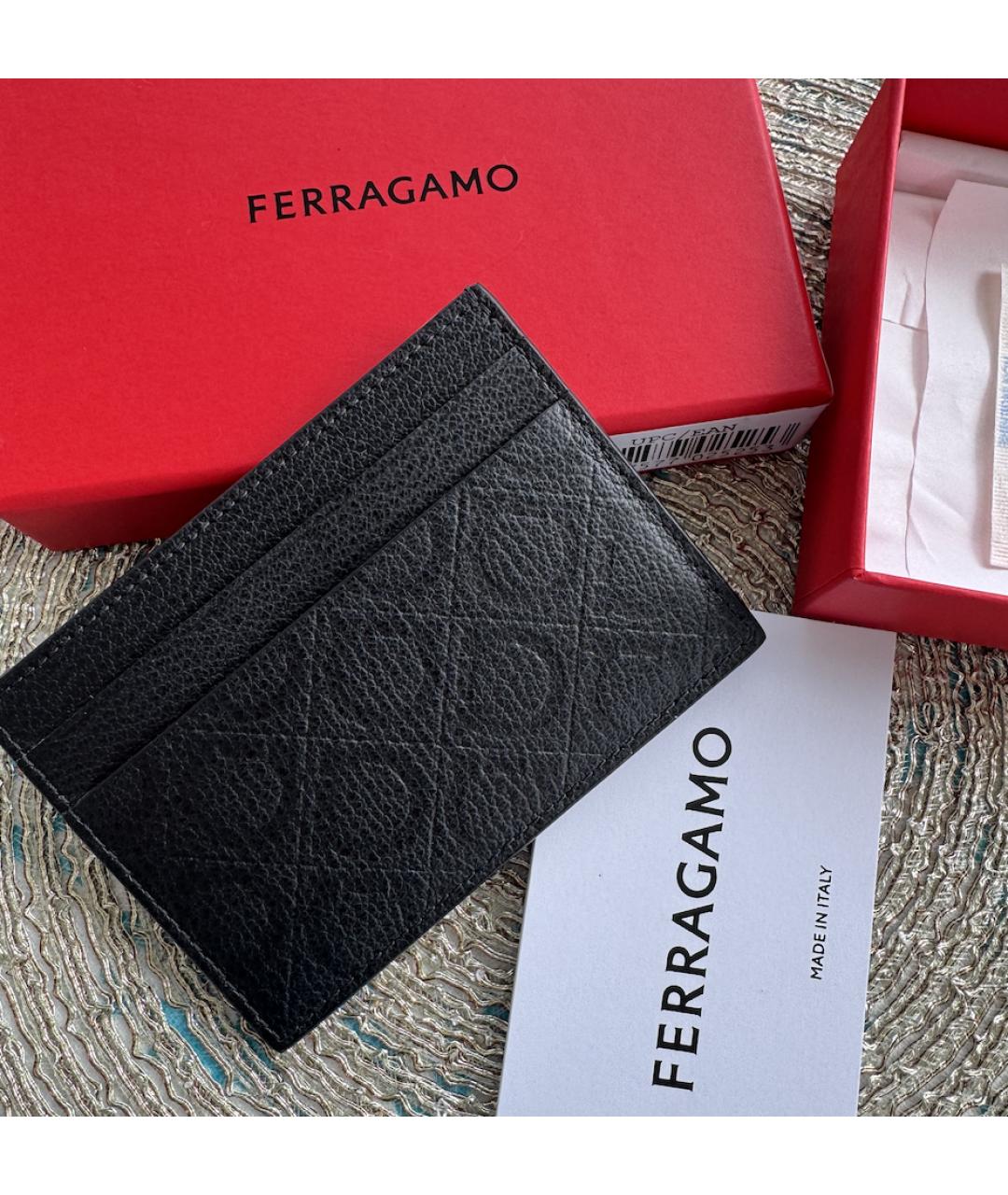 FERRAGAMO Черный кожаный кардхолдер, фото 3